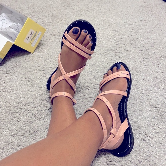 🔴SOLD🔴Strappy Sandals - Picture 7 of 7